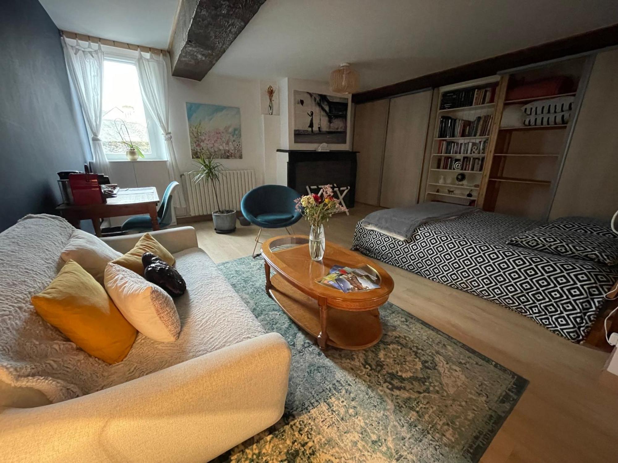 بوجُنسي B&B Chez Sylvain المظهر الخارجي الصورة